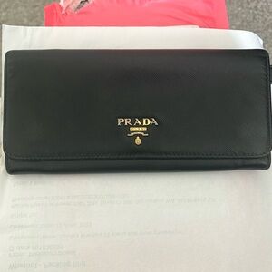 Prada Long Wallet (with double snap)